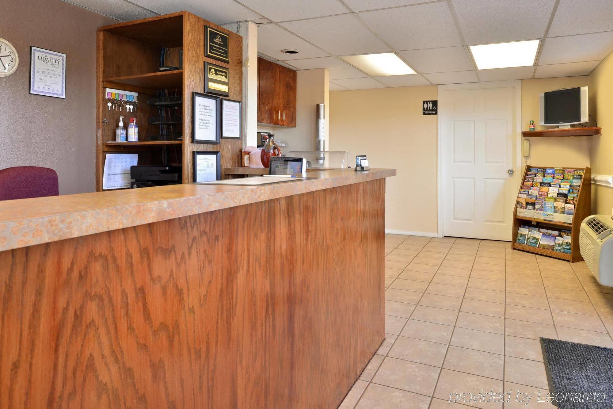 Americas Best Value Inn Ozark Екстер'єр фото