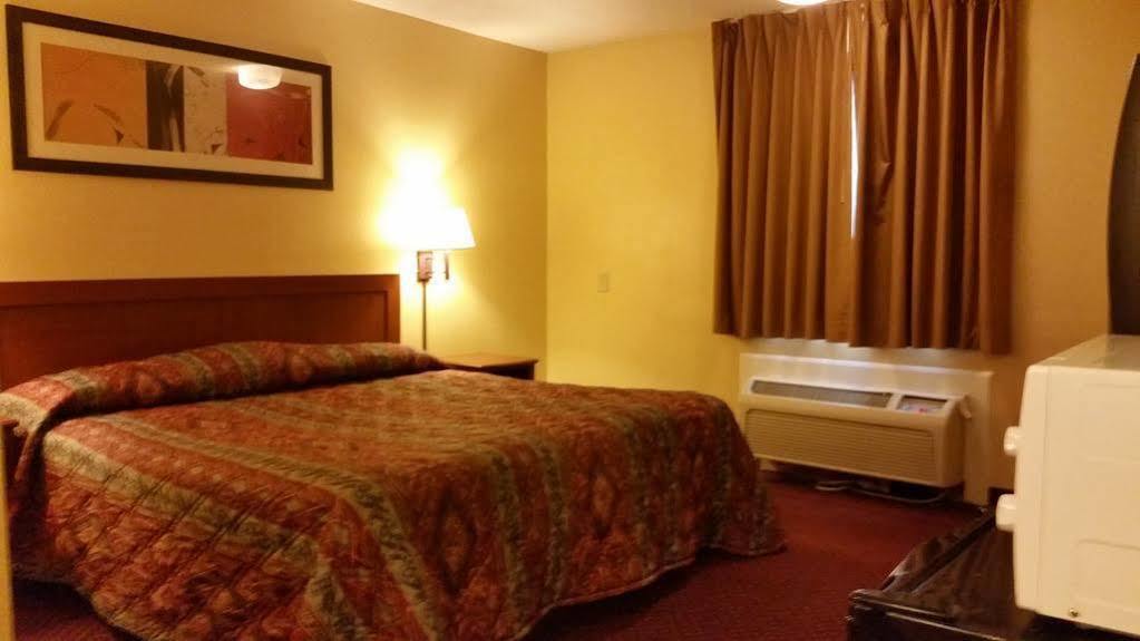 Americas Best Value Inn Ozark Екстер'єр фото